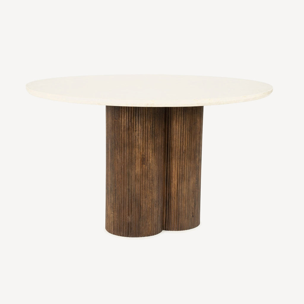Eettafel Xanni bruin – vooraanzicht van de eettafel