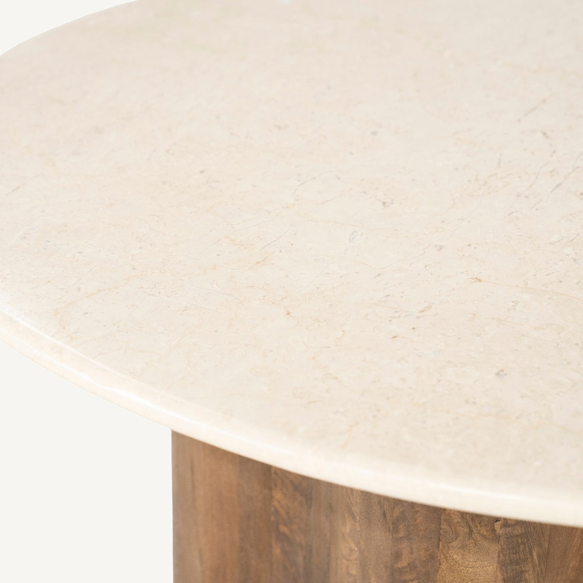 Salontafel Bodhi bruin – detail van de afwerking van de salontafel