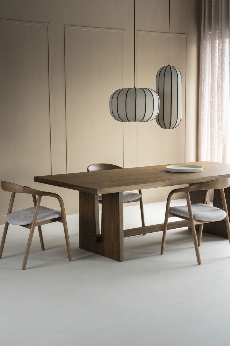 Eettafel Lira 240x110 cm – eettafel van Eleonora in een interieur