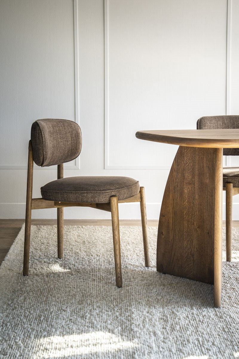Stoel Rune bruin bruin Serene – eetkamerstoel van Eleonora in een interieur