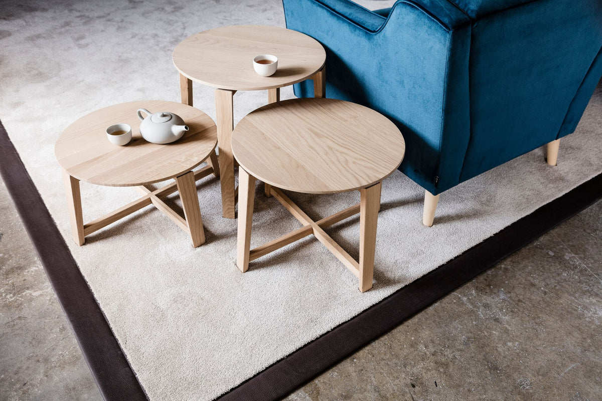 Vloerkleed Beach van Passe Partout in Sand met donkere bies – sfeerbeeld
