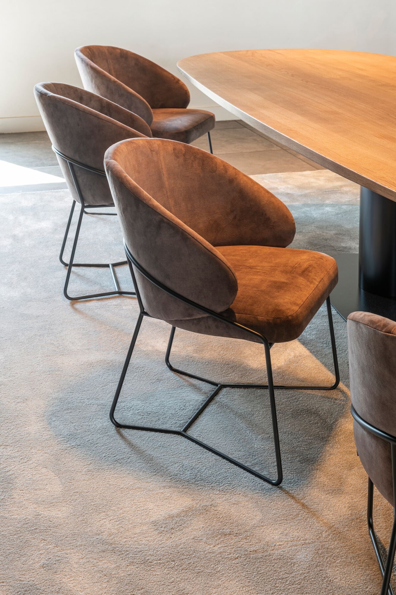 Eetkamerstoel Coolio van Passe Partout — opgesteld in een interieur